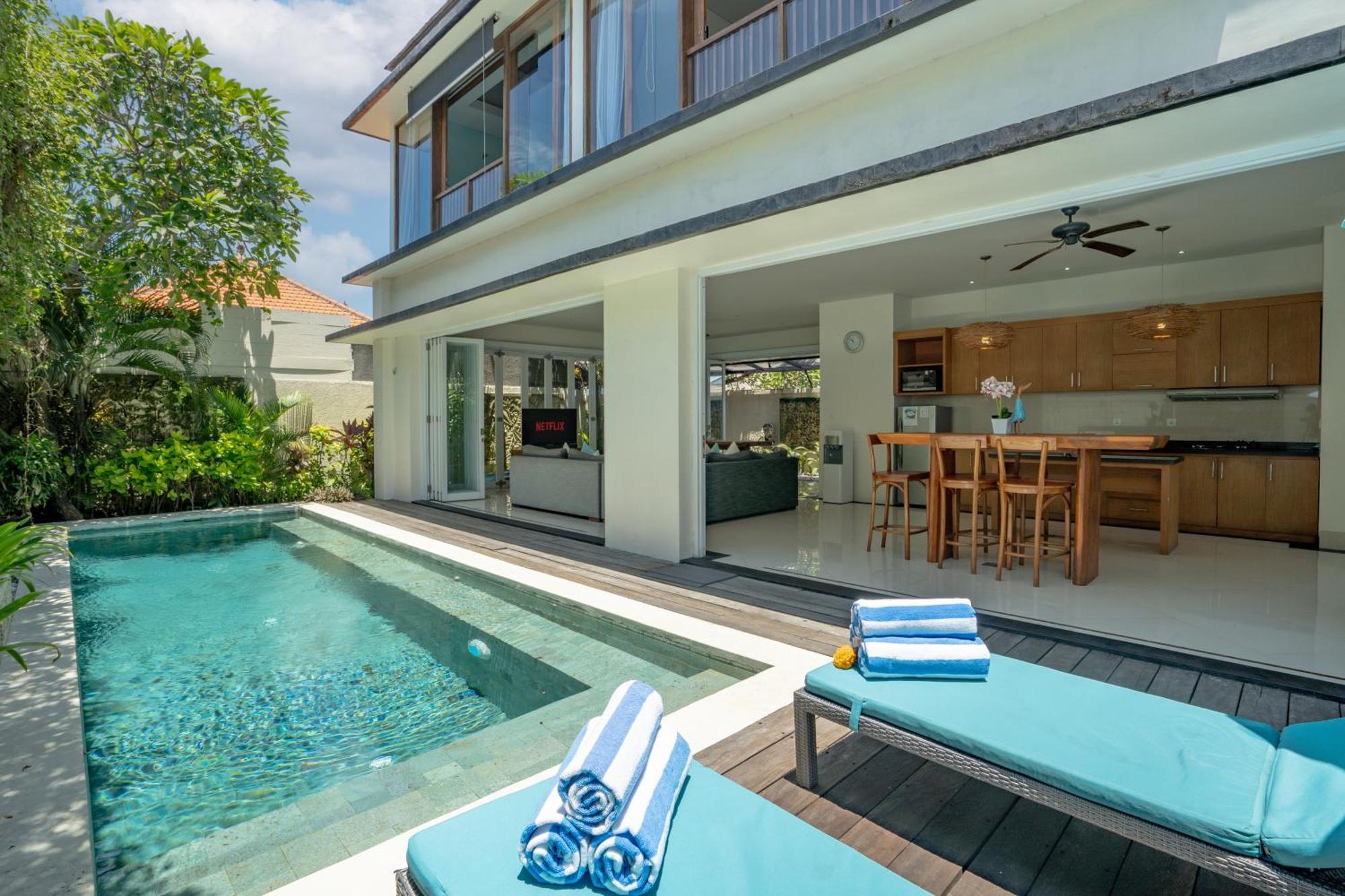 Villa Lacasa3 With Butler Legian